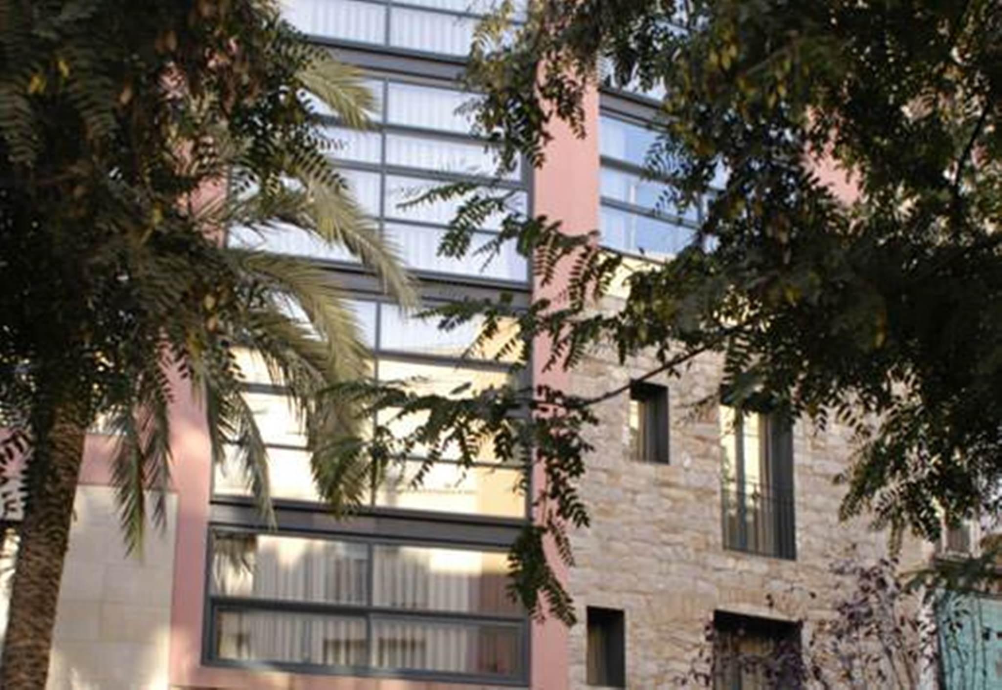 Aparthotel Allada 3* Barcelona Exterior photo