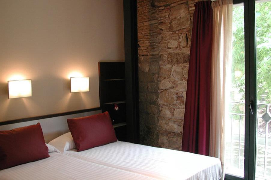 Aparthotel Allada 3* Barcelona Room photo