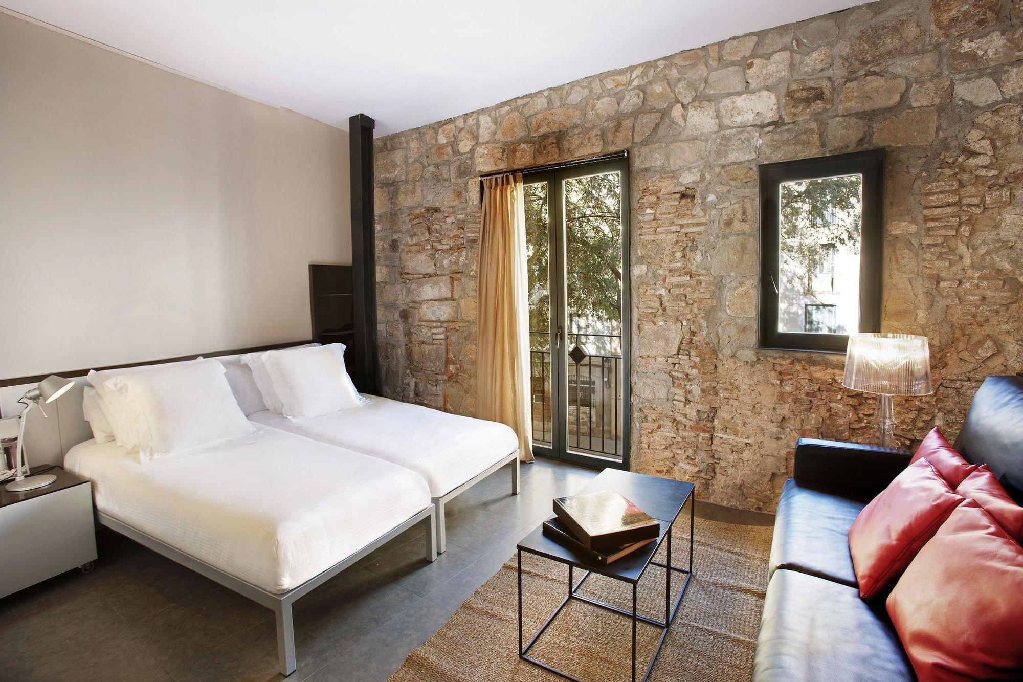 Aparthotel Allada 3* Barcelona Exterior photo
